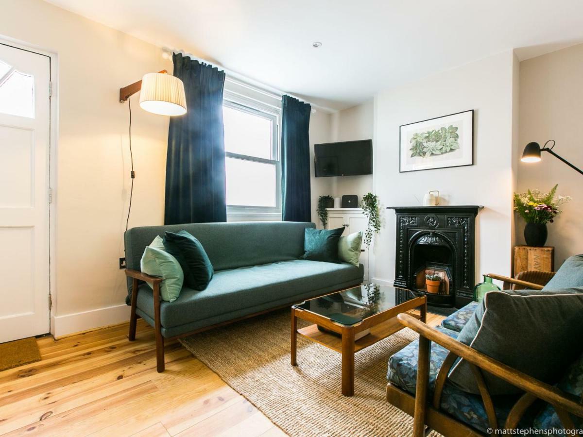 Exquisite 3bdr Botanical Oasis In * Hove