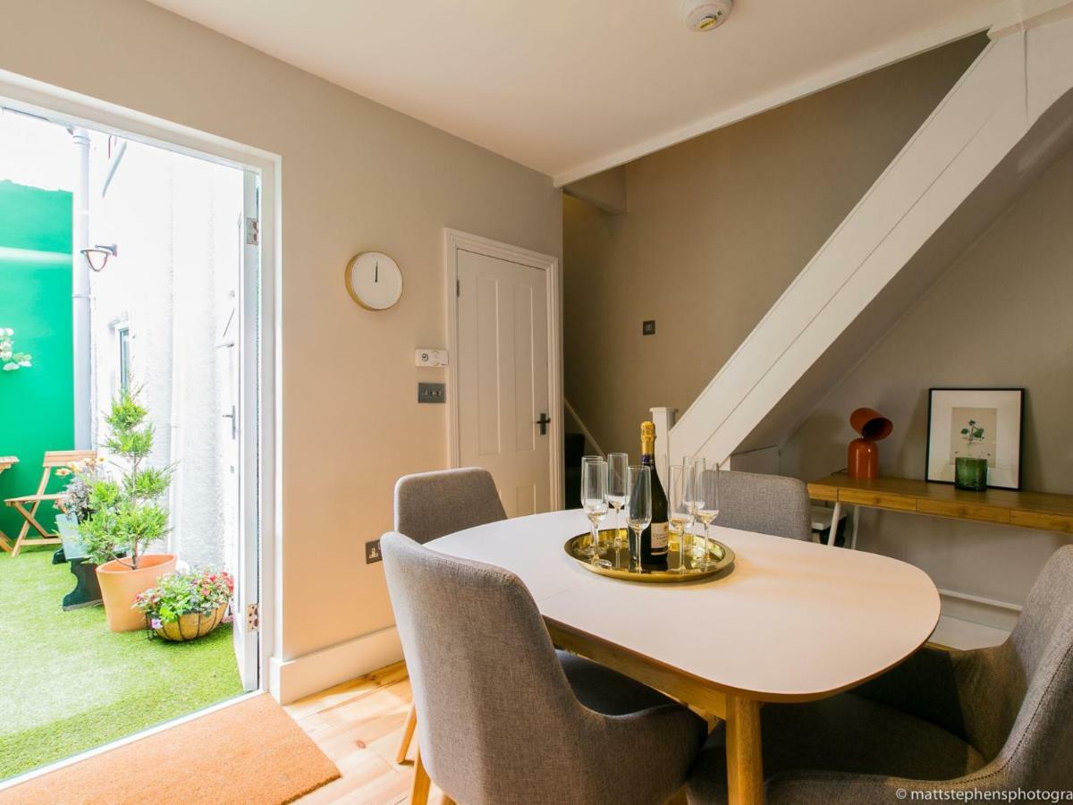Exquisite 3bdr Botanical Oasis In Hébergement de vacances Hove